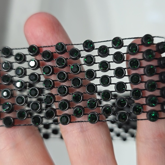 NWT Free People Royce Flower Choker with Crystal Rhinestones Black Center Flower - Picture 7 of 7